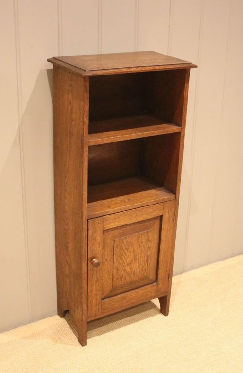 Small Oak Cabinet