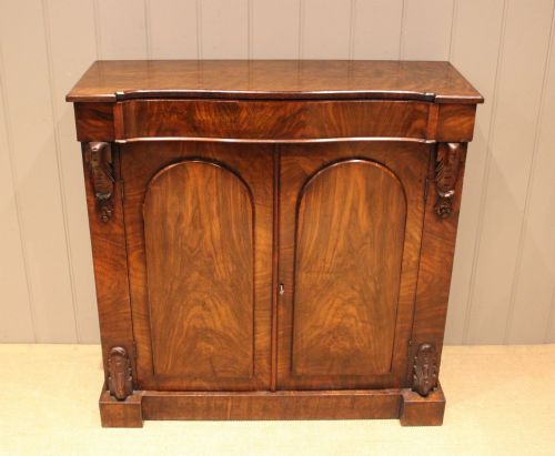 Late 19th Century Walnut Chiffonier