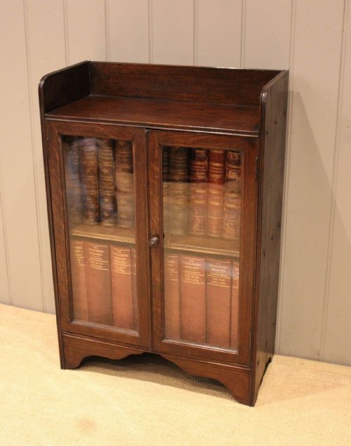 Small Oak Glazed Bookcase
