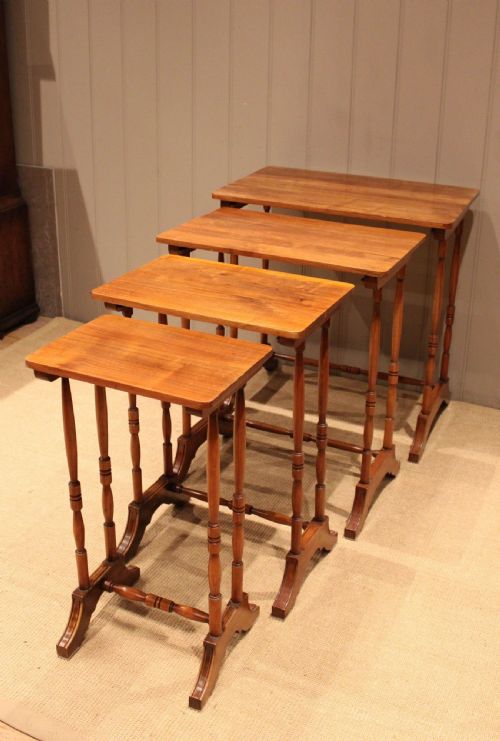 WALUT NEST OF FOUR TABLES - ADDITIONAL PHOTO 5