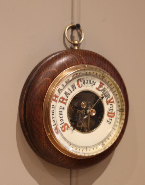 CIRCULAR OAK ANEROID BAROMETER - ADDITIONAL PHOTO 2