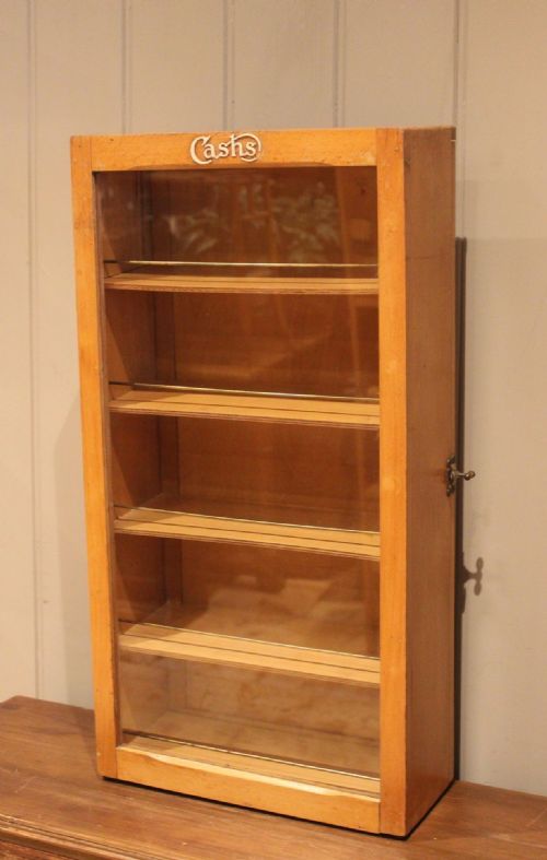 CASH'S BEECH COUNTER DISPLAY CASE - ADDITIONAL PHOTO 5