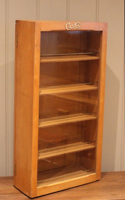 CASH'S BEECH COUNTER DISPLAY CASE - ADDITIONAL PHOTO 9