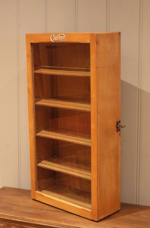CASH'S BEECH COUNTER DISPLAY CASE - ADDITIONAL PHOTO 10