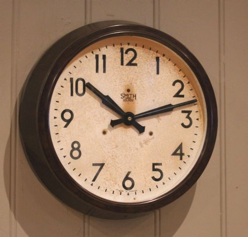 fig 1. Original Bakelite Wall Clock