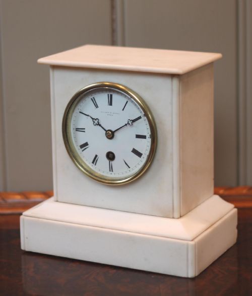 MID 19TH CENTURY WHITE MARBLE MANTEL CLOCK