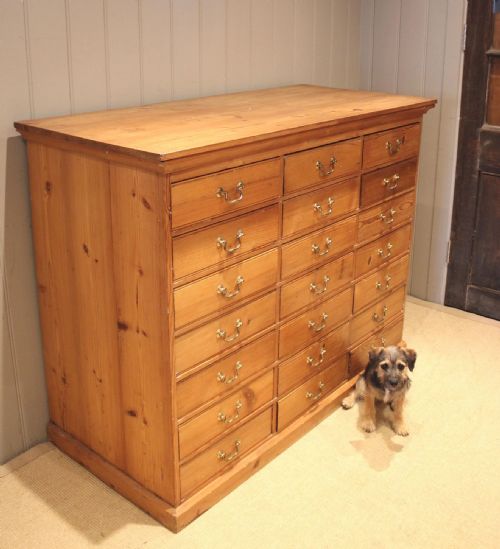 SUBSTANTIAL PINE BANK OF DRAWERS - ADDITIONAL PHOTO 11