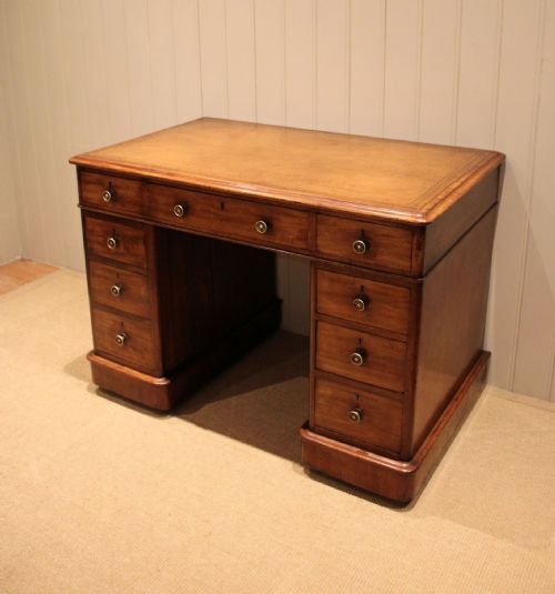 fig 1. Late 19th Century Mahogany Pedestal Desk