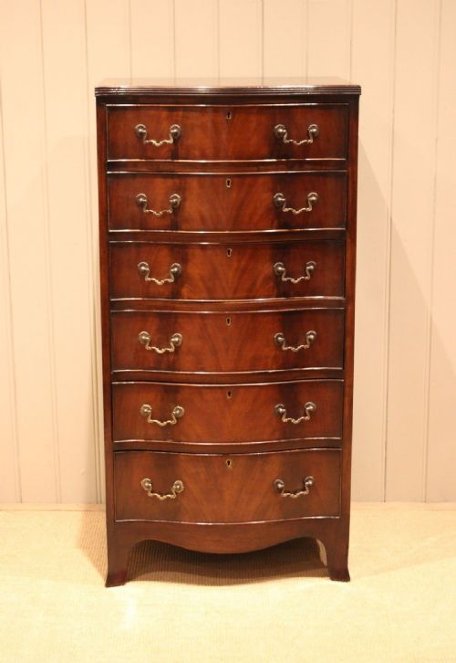 fig 1. Mahogany Serpentine Front Chest Of Drawers