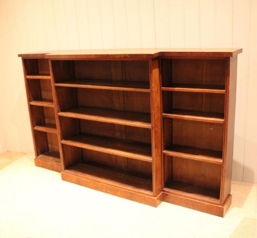 fig 1. Late 19th Century Mahogany Open Breakfront Bookcase