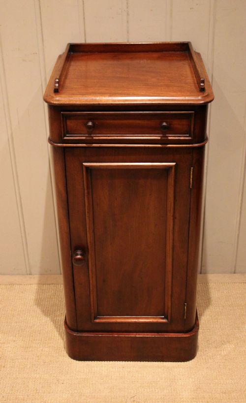 fig 1. Victorian Solid Mahogany Bedside Cabinet