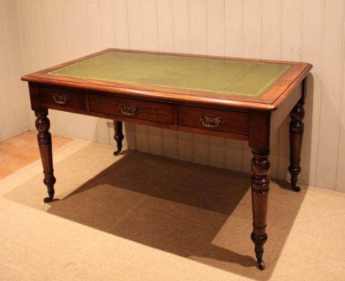 fig 1. Large Mahogany Partners Desk