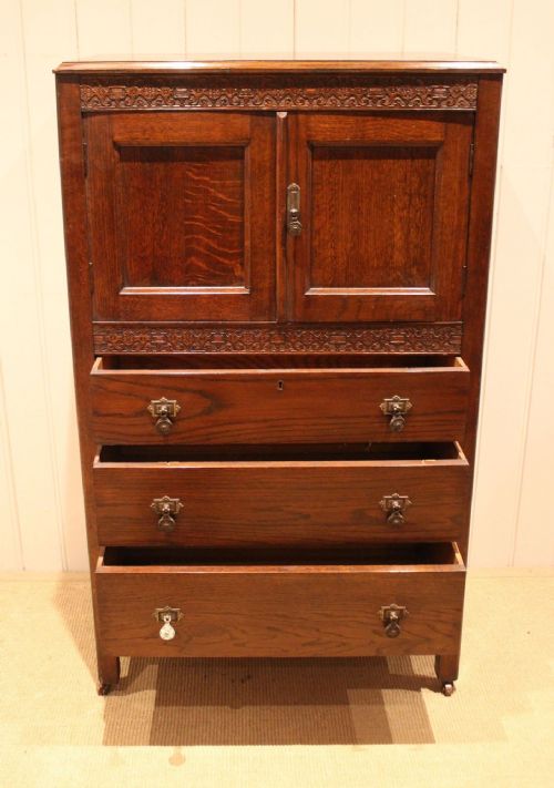 OAK DRESSING CHEST - ADDITIONAL PHOTO 1