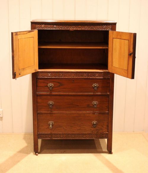 OAK DRESSING CHEST - ADDITIONAL PHOTO 3