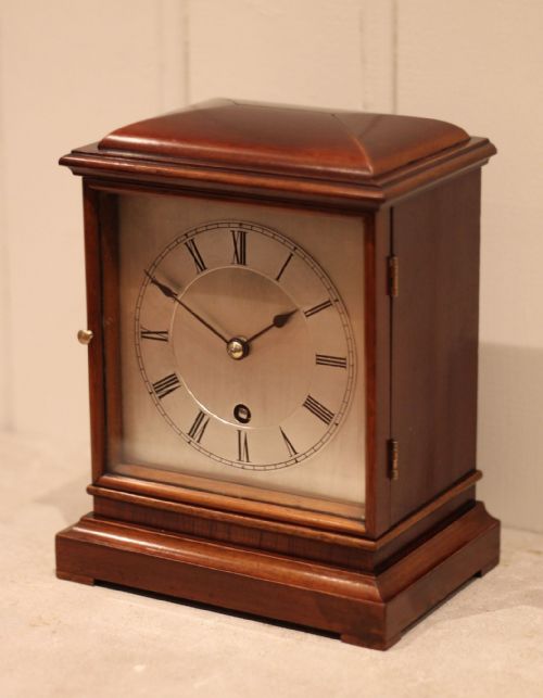 MAHOGANY TIMEPIECE MANTEL CLOCK - ADDITIONAL PHOTO 4