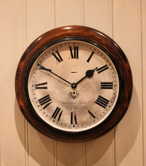 Beech Wartime Ministry Dial Clock