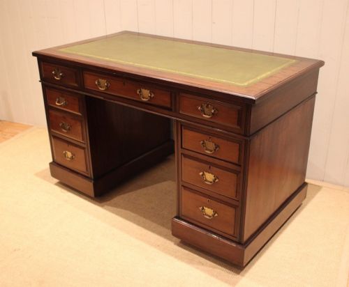 fig 1. Edwardian Walnut Pedestal Desk