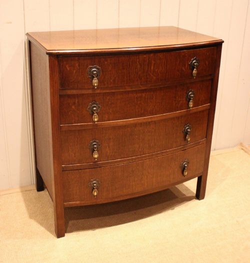 OAK BOW FRONT CHEST OF DRAWERS - ADDITIONAL PHOTO 1