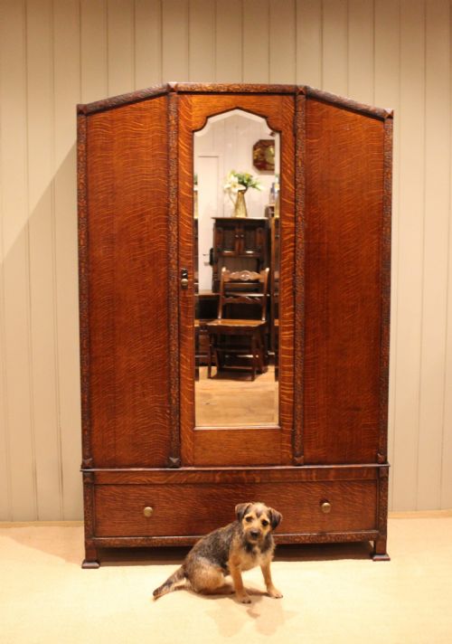 EARLY 20TH CENTURY OAK MIRRORED WARDROBE - ADDITIONAL PHOTO 10