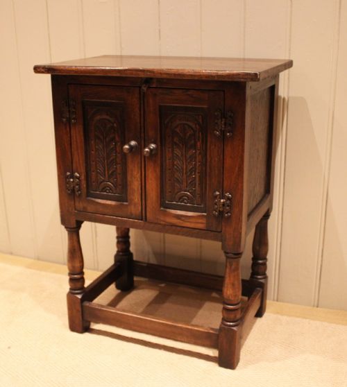 SMALL CARVED OAK SIDE CABINET - ADDITIONAL PHOTO 6