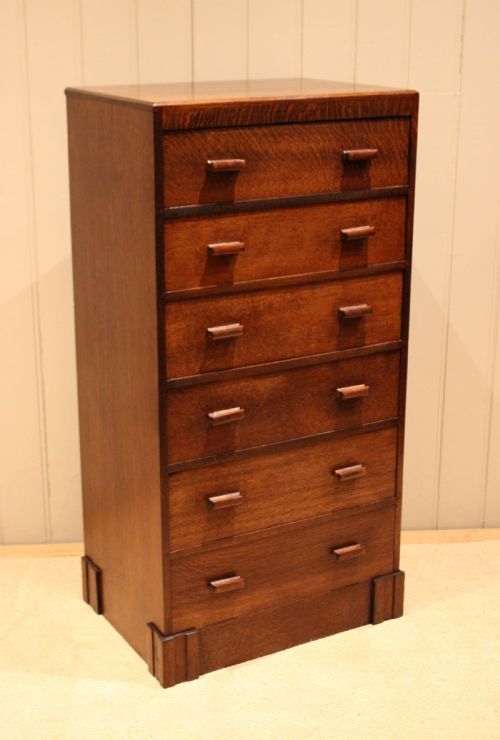 Tall Oak Chest of Drawers