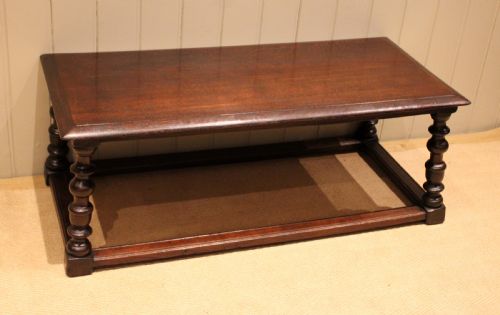 SOLID DARK OAK COFFEE TABLE - ADDITIONAL PHOTO 1