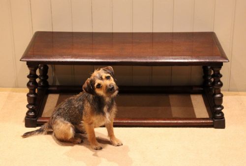 SOLID DARK OAK COFFEE TABLE - ADDITIONAL PHOTO 6