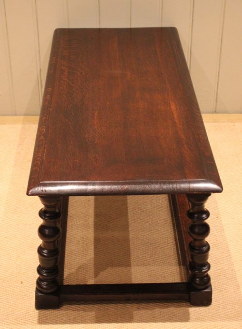 SOLID DARK OAK COFFEE TABLE - ADDITIONAL PHOTO 7