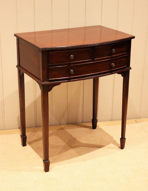 EDWARDIAN MAHOGANY BOW FRONT SIDE TABLE - ADDITIONAL PHOTO 4