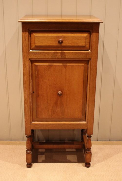 EDWARDIAN OAK SIDE CABINET - ADDITIONAL PHOTO 1