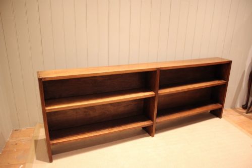 LONG SLIM LOW OPEN OAK BOOKCASE - ADDITIONAL PHOTO 9