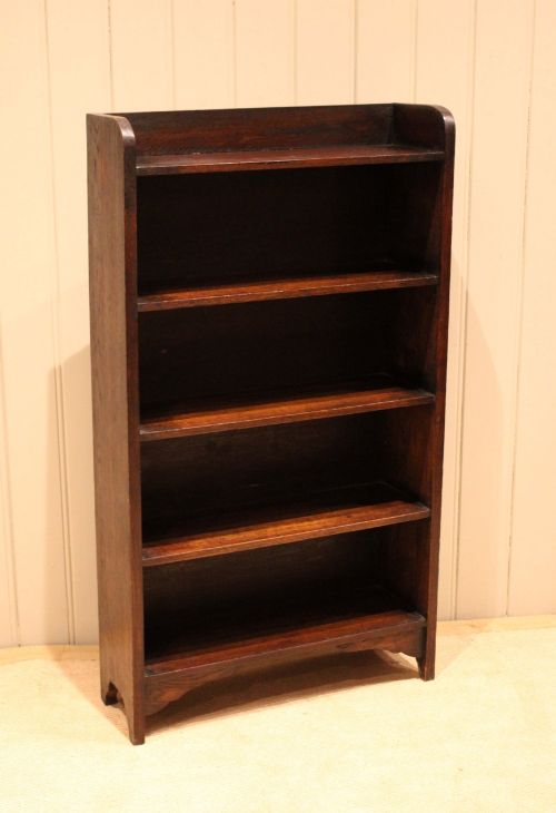 fig 1. Oak Open Curved Top Bookcase