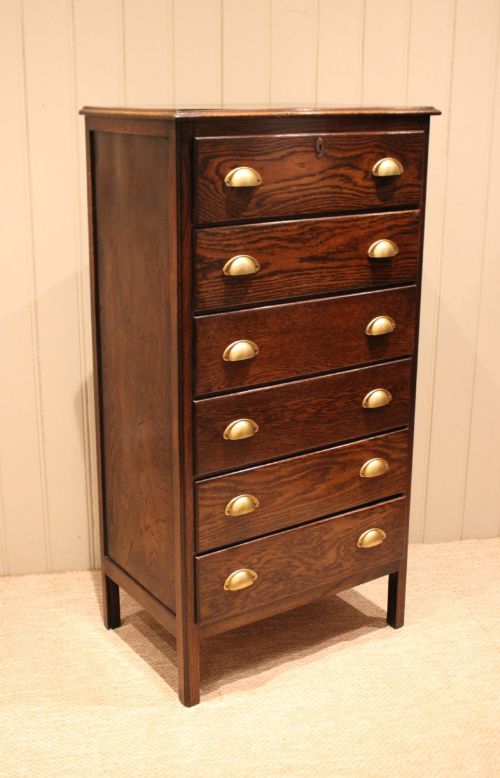 Tall Oak Chest of Drawers