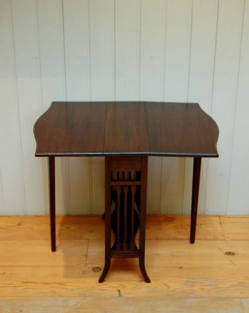 Edwardian Mahogany Sutherland Table