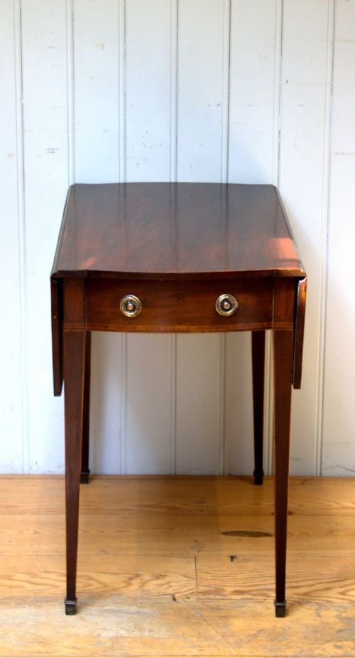 19th Century Solid Mahogany Drop Leaf Pembroke Table