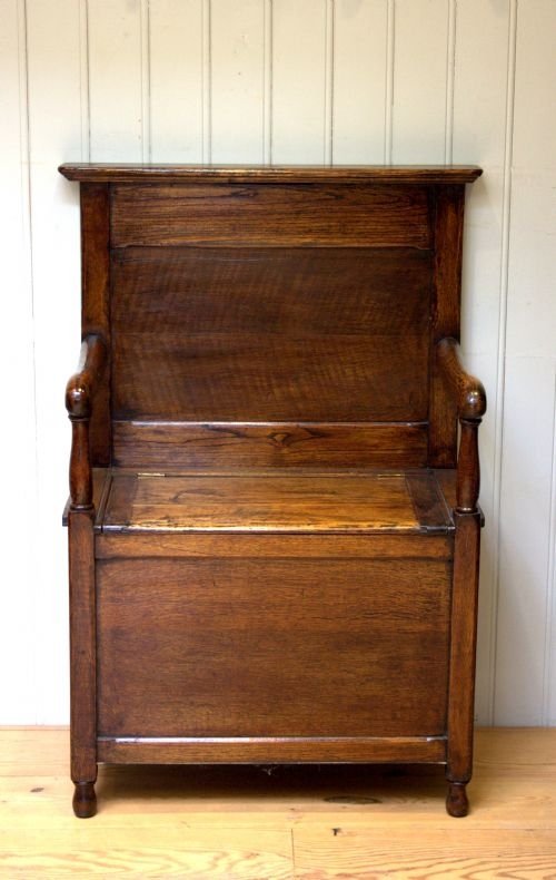Early 20th Century Oak Hall Seat