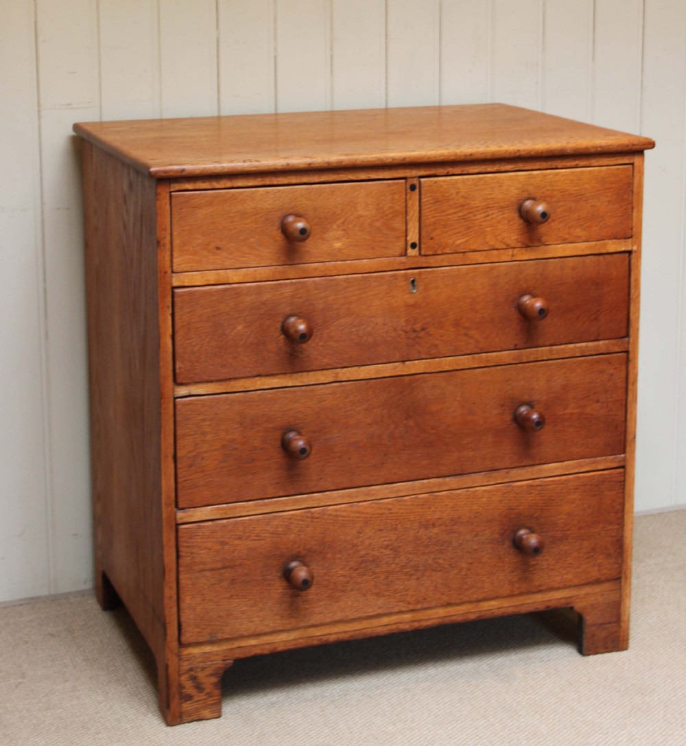 Oak Arts And Crafts Style Chest Of Drawers 