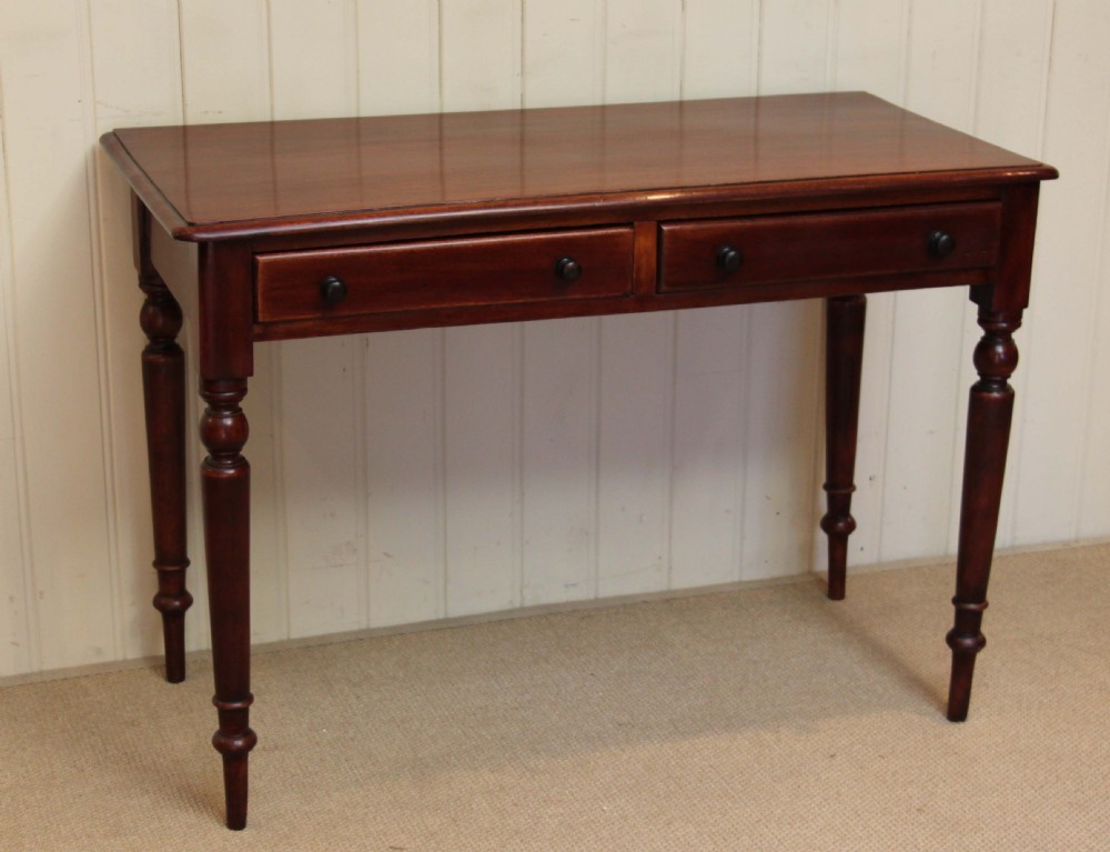 Victorian Mahogany Side Table