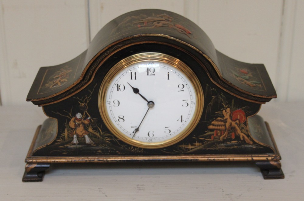 Chinoiserie Timepiece Mantel Clock