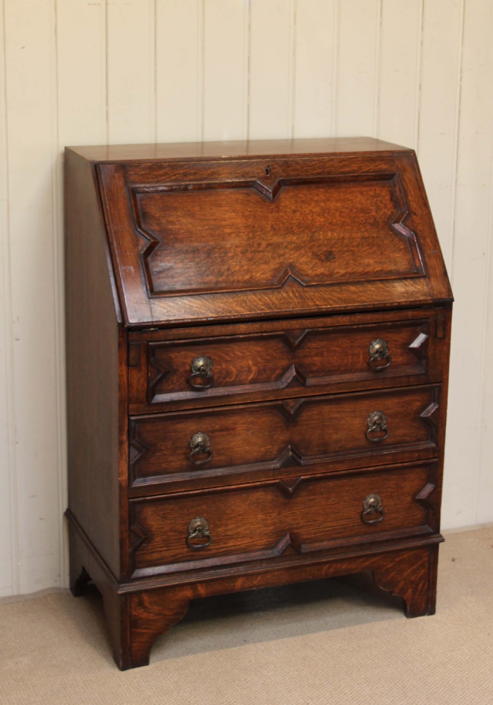 Soild Oak Bureau
