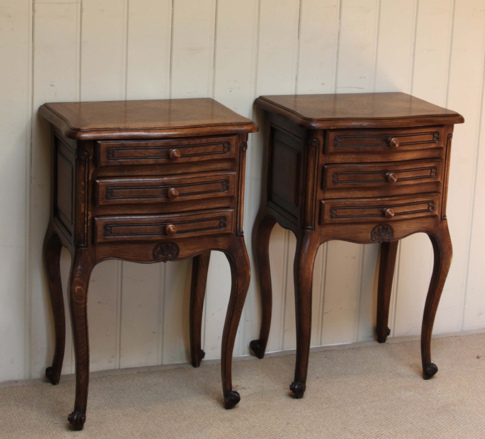 Pair Of Oak Bedside Cabinets