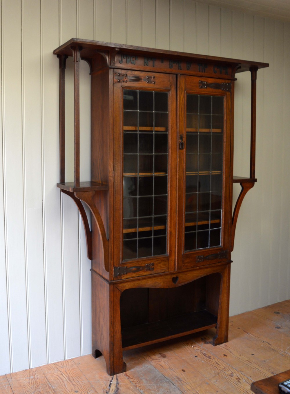 Arts And Crafts Bookcase 