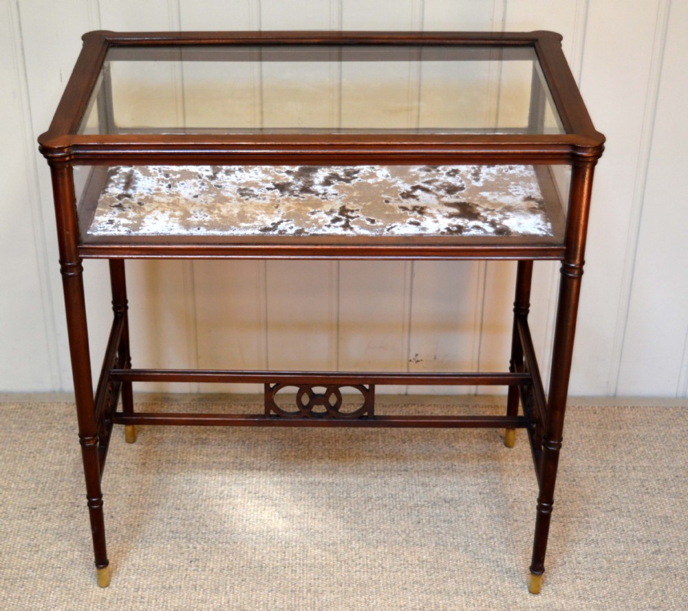 Mahogany Bijouterie Display Table 