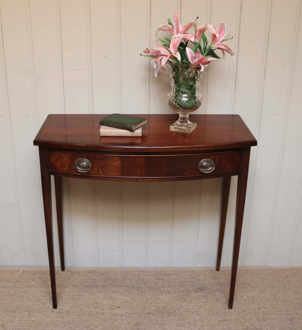 Mahogany Side Table 