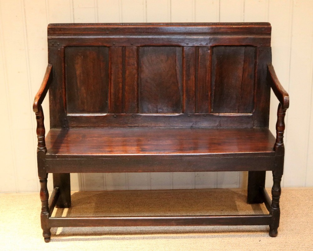 Late 18th Century Oak Settle