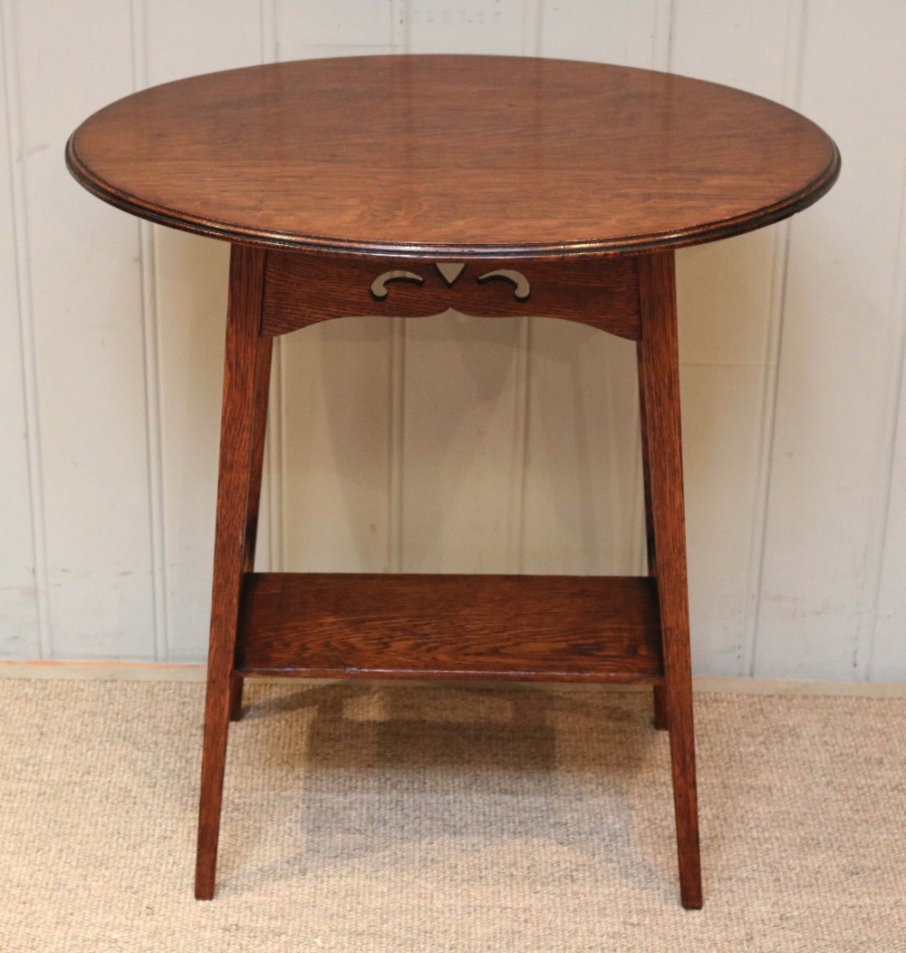Arts And Crafts Oval Oak Table