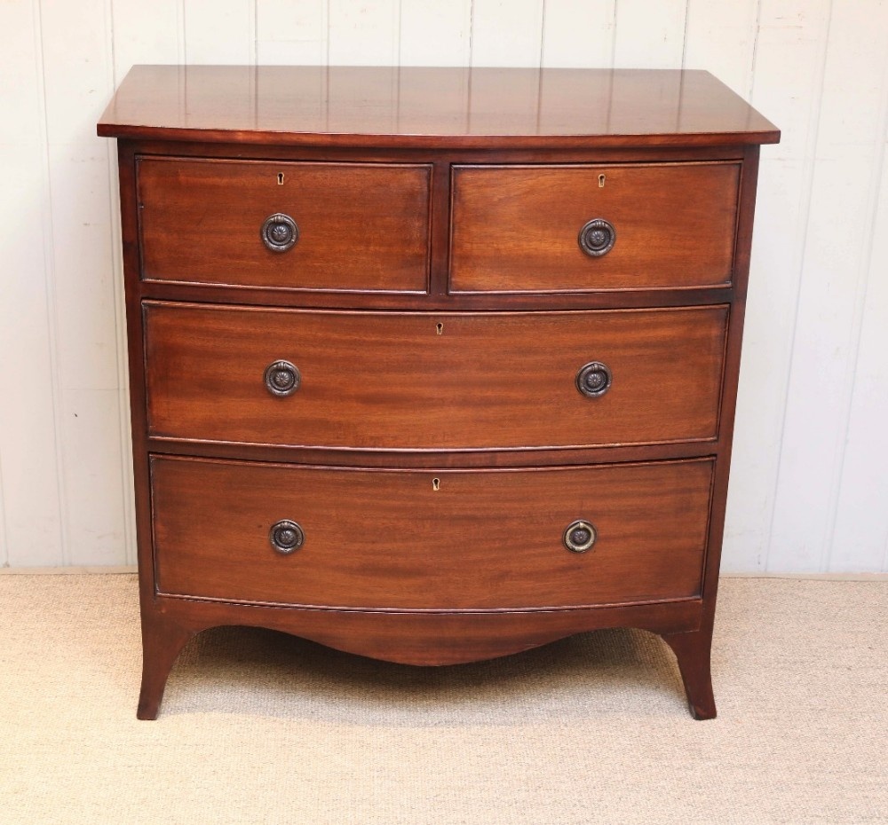 Small Proportioned Mahogany Bow Front Chest Of Drawers 