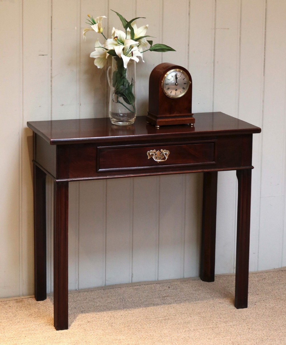 Early 19th Century Mahogany Table View VIII