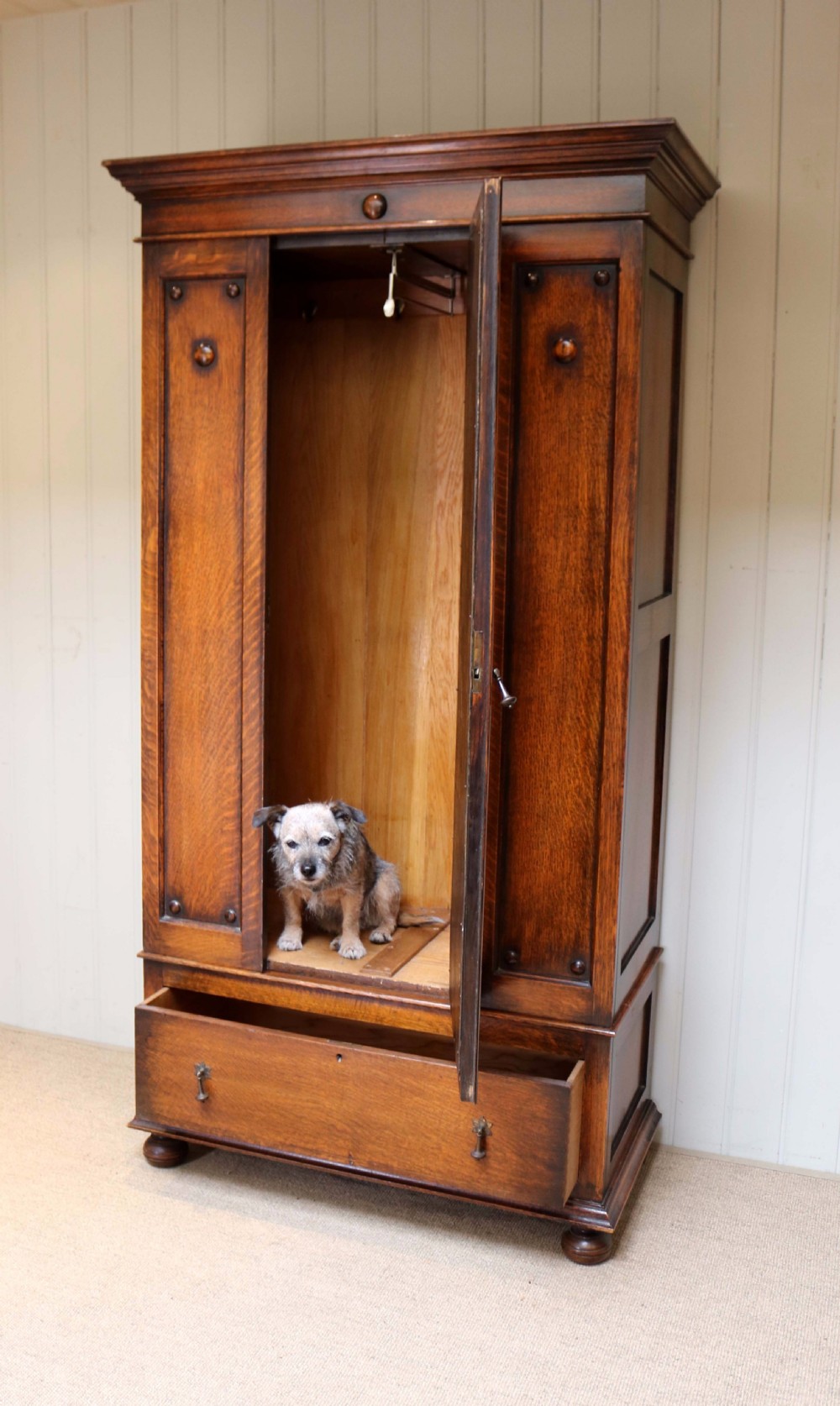 Oak Single Door Wardrobe View VIII