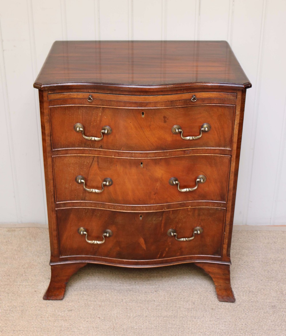 Small Proportioned Mahogany Chest Of Drawers View III